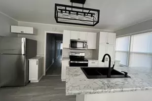 3835 S 17th St, Milwaukee, WI 53221 - Photo 2