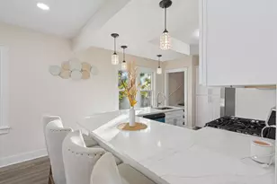 10121 W Bungalow Pkwy, West Allis, WI 53214 - Photo 18