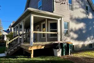 318 Monroe St, Fort Atkinson, WI 53538 - Photo 2