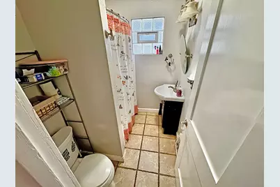 521 S 75th St, Milwaukee, WI 53214 - Photo 10