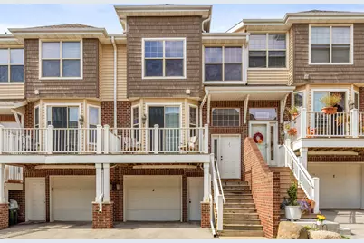 812  Timber Ridge Ct #10, Waukesha, WI 53189 - Photo 1