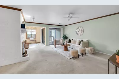 705 S Lake Shore Dr #2G, Lake Geneva, WI 53147 - Photo 4