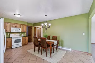 N8306 Greenwald Ct, East Troy, WI 53120 - Photo 6