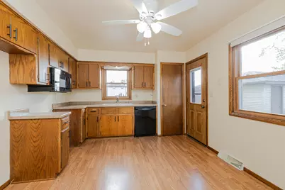 23123  Rasmusson Dr, Racine, WI 53150 - Photo 28