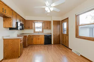 23123 Rasmusson Dr, Racine, WI 53150 - Photo 28