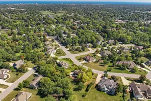 5700 Woodland Hills Dr, Racine, WI 53406 - Photo 40