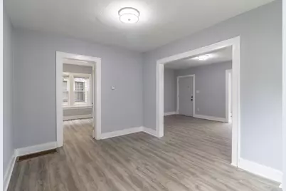 2661 N 44th St, Milwaukee, WI 53210 - Photo 8