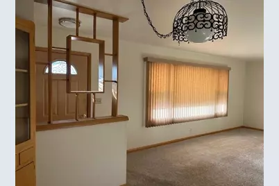 7650 N Delta Pl, Milwaukee, WI 53223 - Photo 16