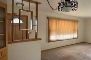 7650 N Delta Pl, Milwaukee, WI 53223 - Photo 16