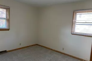 7650 N Delta Pl, Milwaukee, WI 53223 - Photo 16