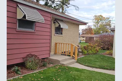 7650 N Delta Pl, Milwaukee, WI 53223 - Photo 26