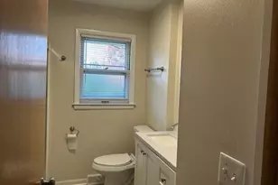 7650 N Delta Pl, Milwaukee, WI 53223 - Photo 20