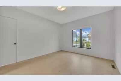 513  Meadow Cir, Kohler, WI 53044 - Photo 18