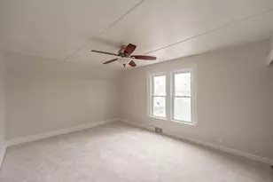 540 Hayes Avenue, Racine, WI 53405 - Photo 10