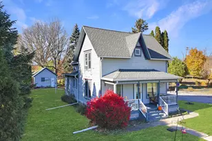 8512 Caldwell Rd, Racine, WI 53149 - Photo 2