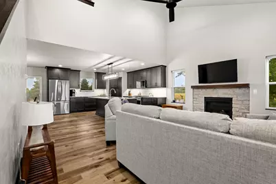 1429  Harbor Lights Rd, Suamico, WI 54173 - Photo 6