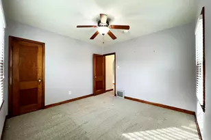 304 St Rose Ave, Fredonia, WI 53021 - Photo 20