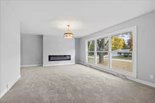 712 William Ave, Fond du Lac, WI 54935 - Photo 8