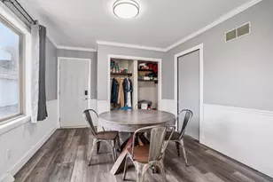 4646 S 124th St, Greenfield, WI 53228 - Photo 12