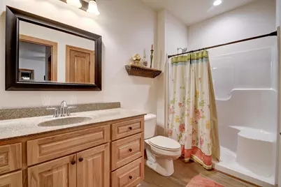 430  Emerald Ct, Kewaskum, WI 53040 - Photo 10