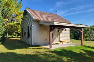 9396 Boltonville Rd, Farmington, WI 53040 - Photo 6