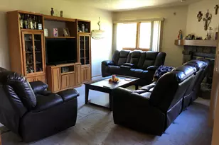 15634 W Ridge Rd, New Berlin, WI 53151 - Photo 4