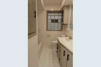 2107  28th St, Kenosha, WI 53140 - Photo 12