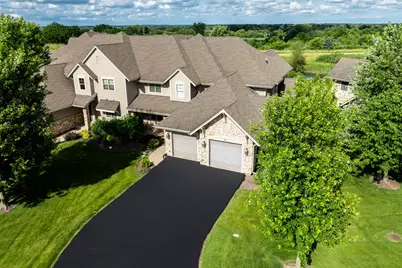 642  Eagleton Dr #55-28, Geneva, WI 53147 - Photo 2