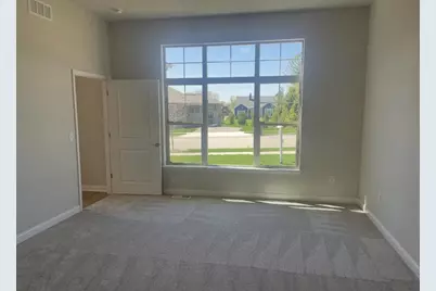 433  Standing Stone Dr #16-38, Waukesha, WI 53189 - Photo 6