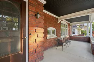 2442 N Terrace Ave, Milwaukee, WI 53211 - Photo 10