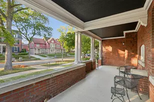 2442 N Terrace Ave, Milwaukee, WI 53211 - Photo 8