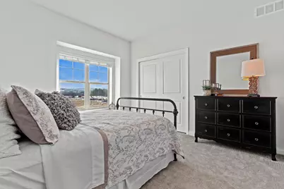 439  Standing Stone Dr #16-36, Waukesha, WI 53189 - Photo 14