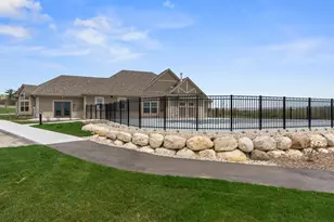439 Standing Stone Dr, Waukesha, WI 53189 - Photo 22