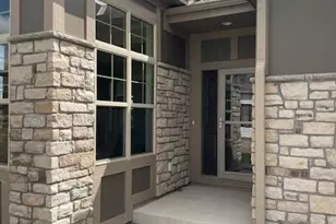 439 Standing Stone Dr, Waukesha, WI 53189 - Photo 2