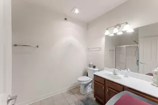 4130 S Lake Dr, Saint Francis, WI 53235 - Photo 8