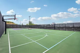 4238 E Lake Vista Blvd, Oak Creek, WI 53154 - Photo 34