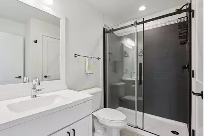 4238 E Lake Vista Blvd, Oak Creek, WI 53154 - Photo 18