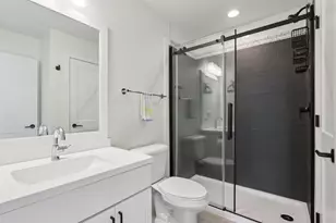 4238 E Lake Vista Blvd, Oak Creek, WI 53154 - Photo 18