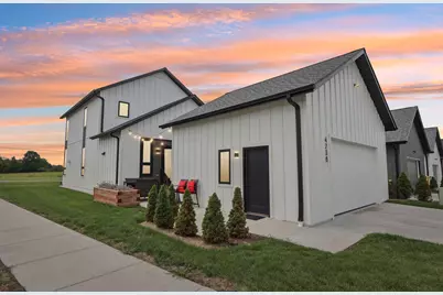 4238 E Lake Vista Blvd, Oak Creek, WI 53154 - Photo 36