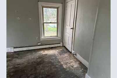 117  Taylor St, Mayville, WI 53050 - Photo 8