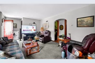 3578 S 48th St, Greenfield, WI 53220 - Photo 2