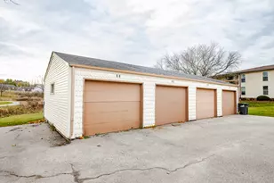 1891 Haymarket Rd, Waukesha, WI 53189 - Photo 30