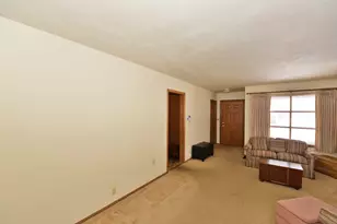 2031 Wustum Ave, Racine, WI 53404 - Photo 4