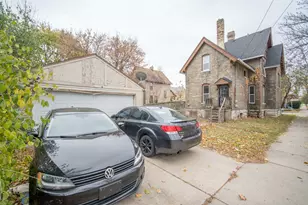 2378 N 1st St, Milwaukee, WI 53212 - Photo 16