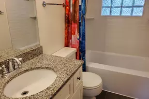 6015 N Shoreland Ave, Whitefish Bay, WI 53217 - Photo 12