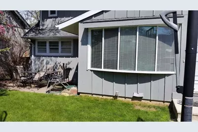 6015 N Shoreland Ave, Whitefish Bay, WI 53217 - Photo 2