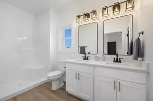 662 Boone Ln, Holmen, WI 54636 - Photo 16