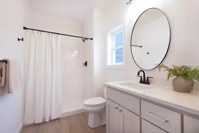 652  Boone Ln, Holmen, WI 54636 - Photo 12