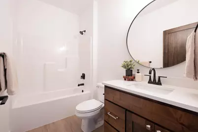 652  Boone Ln, Holmen, WI 54636 - Photo 8