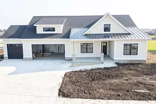 116 River Ct, Theresa, WI 53091 - Photo 1